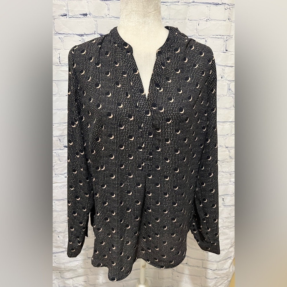 The Limited Black & Beige Print Top Blouse Long Sleeve/roll Tab Size XL